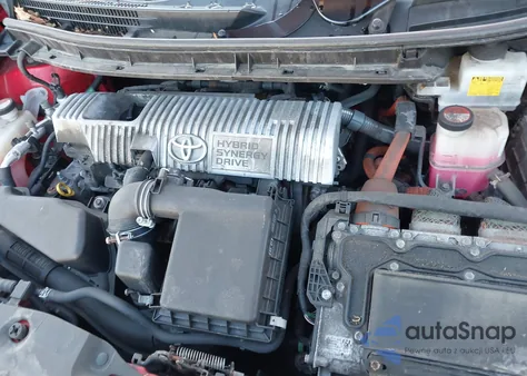 2015 Toyota Prius Persona Series Special Edition z USA, uszkodzony, nr VIN JTDKN3DU2F0398815